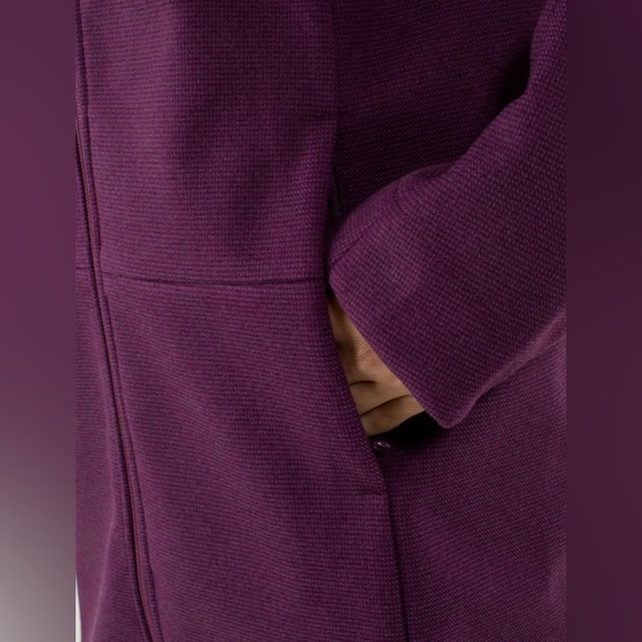 Lululemon City Softshell *Tweed
Plum Size 6 - Picture 6 of 16